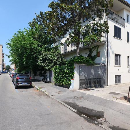 Primopiano - Euclide Apartment Milan Luaran gambar