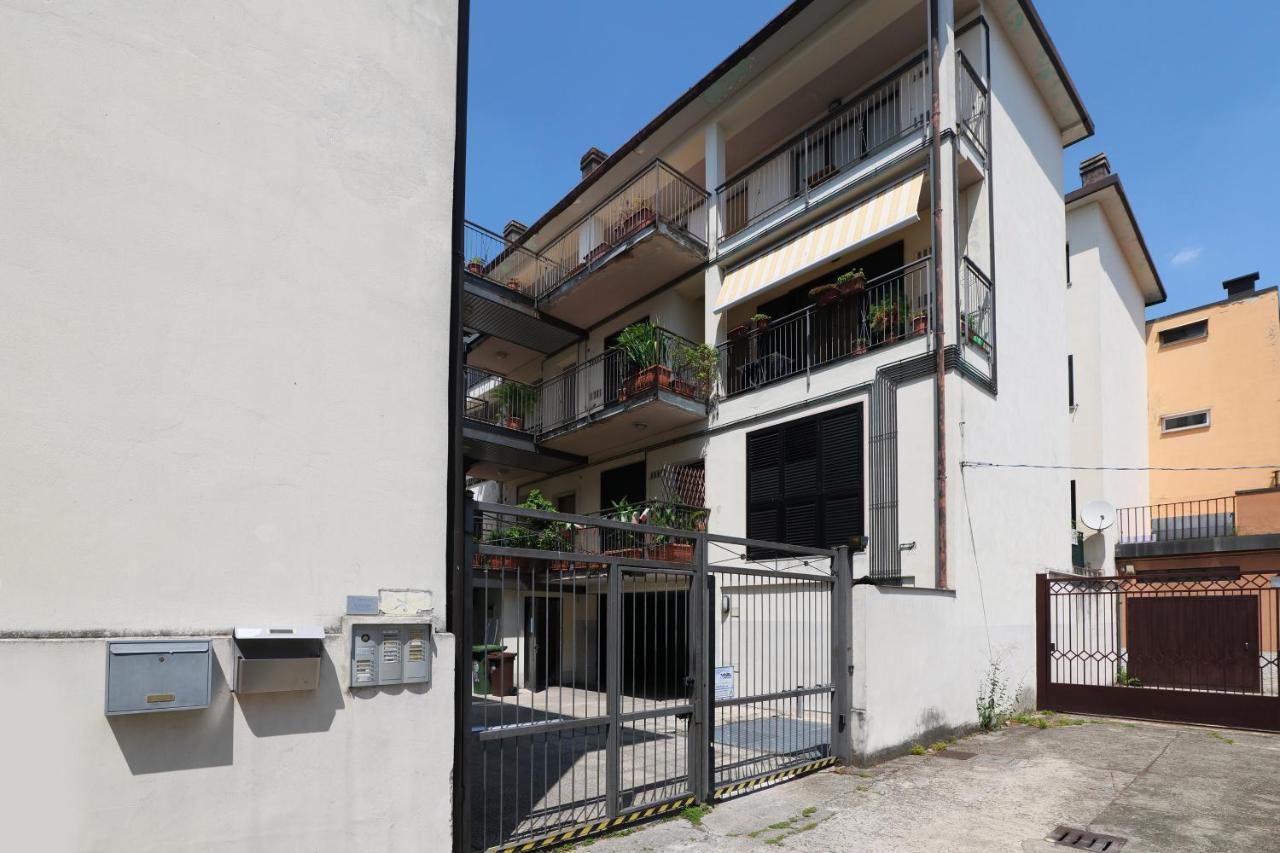 Primopiano - Euclide Apartment Milan Luaran gambar