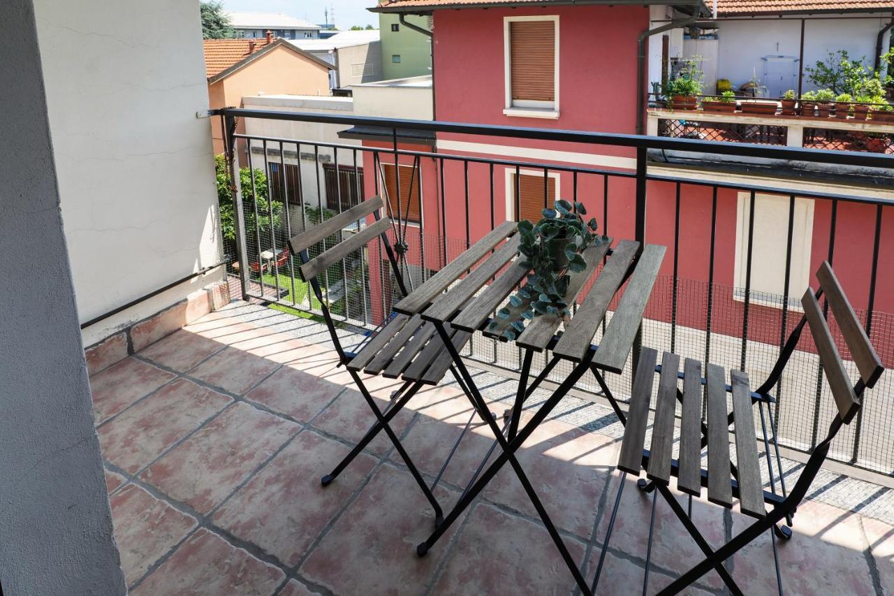 Primopiano - Euclide Apartment Milan Luaran gambar