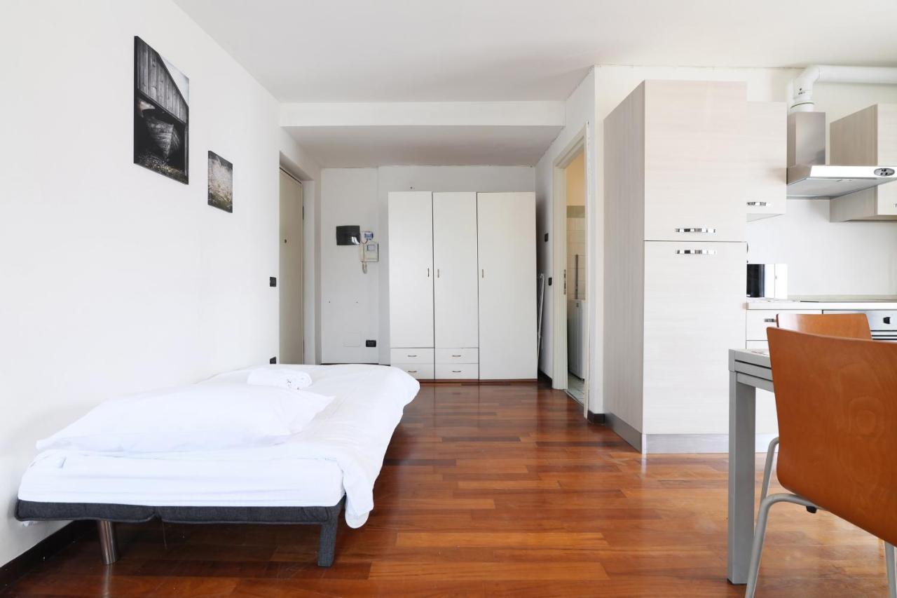 Primopiano - Euclide Apartment Milan Luaran gambar