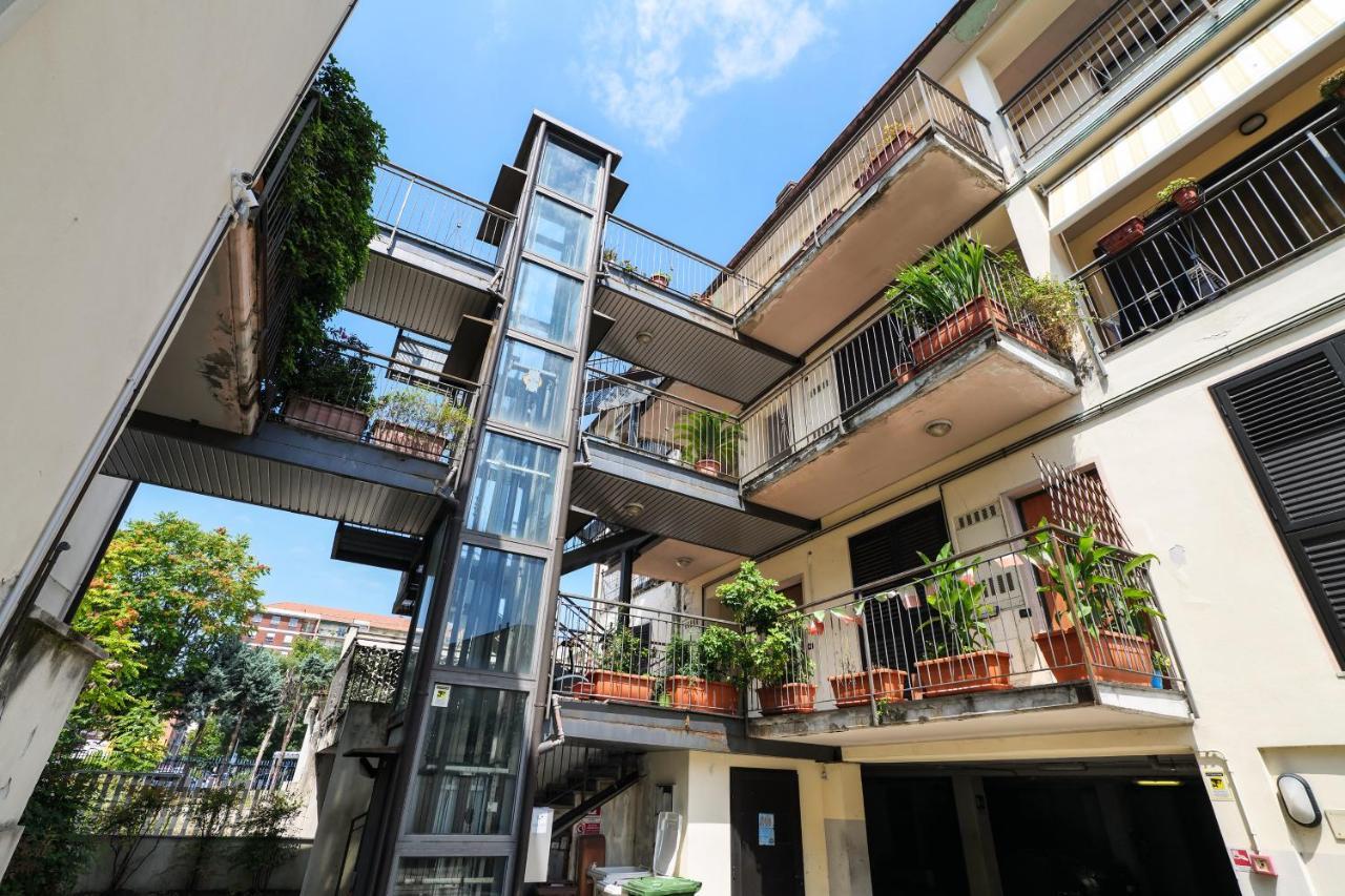 Primopiano - Euclide Apartment Milan Luaran gambar