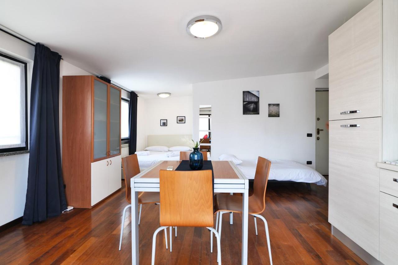 Primopiano - Euclide Apartment Milan Luaran gambar