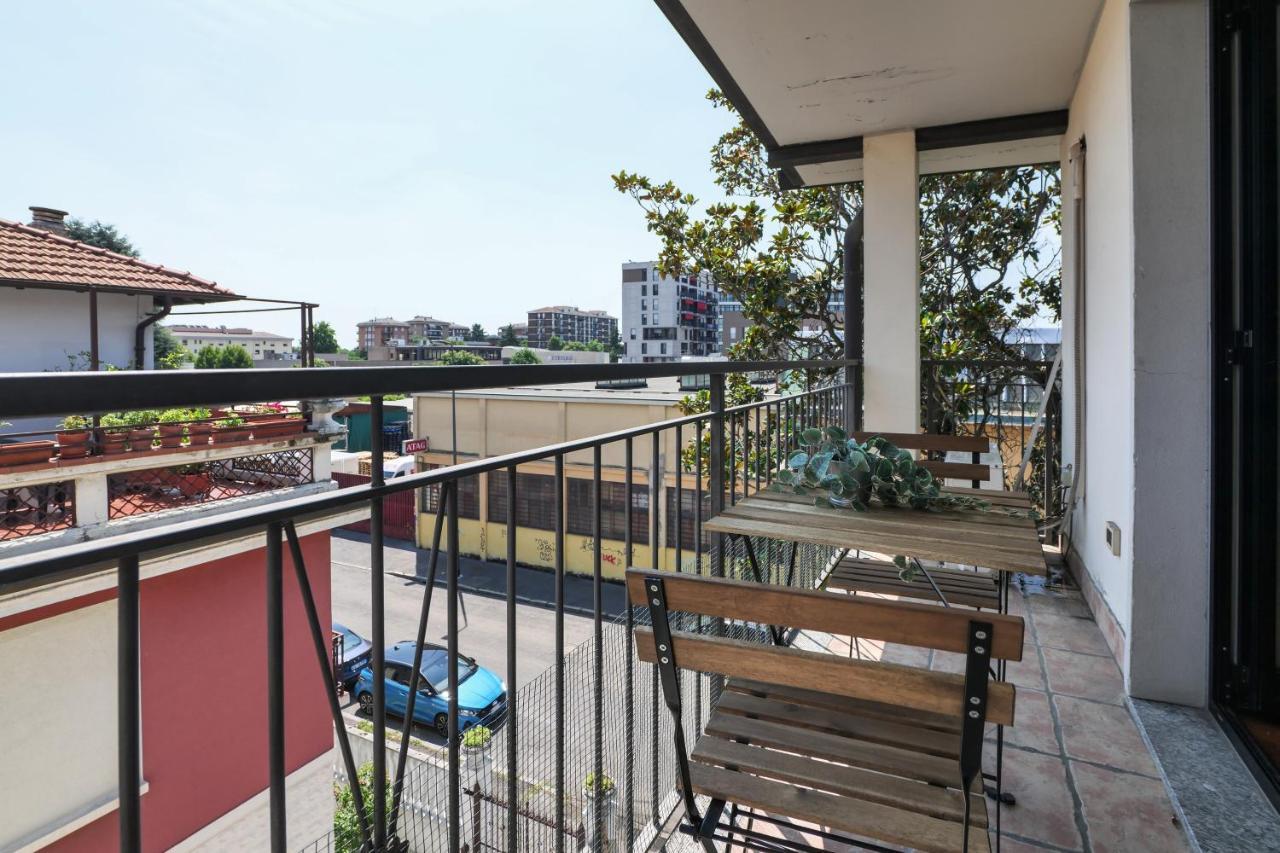 Primopiano - Euclide Apartment Milan Luaran gambar
